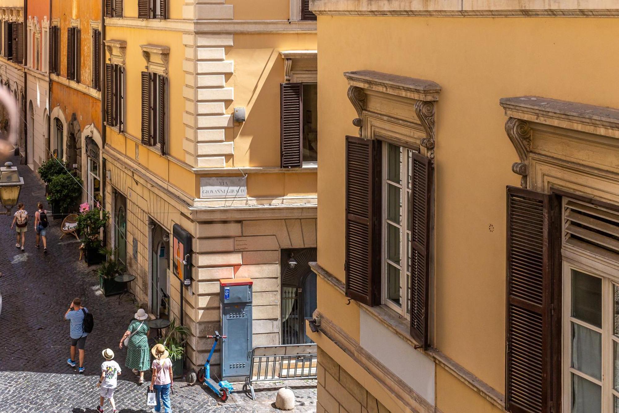 Apartment Iflat Bright & Comfortable Navona Rom